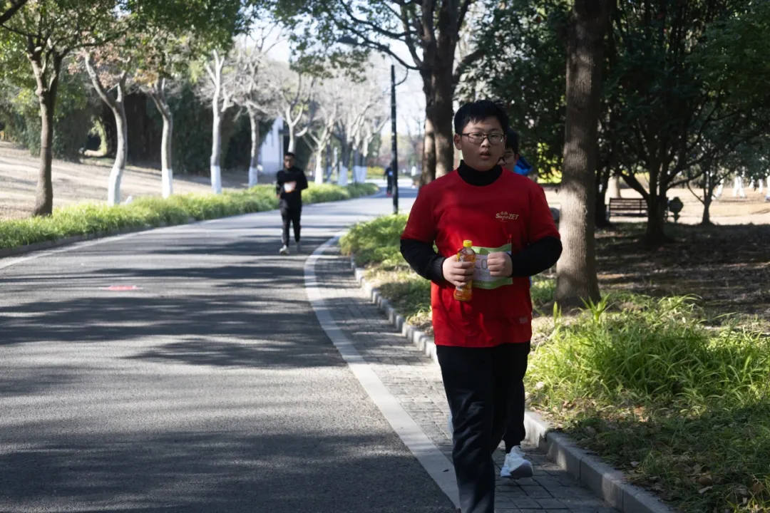 回望2024 启航2025 | 和记体育股份2025年度战略年会顺利召开